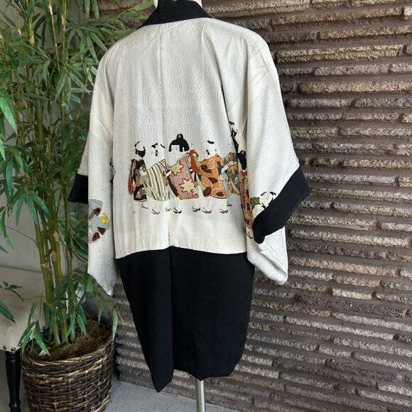 Japanese Vintage 100% Silk Haori Kimono Jacket Robe Children Playing in a Line - Picture 12 of 16